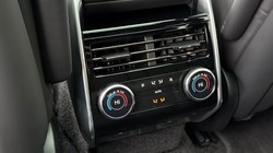 LAND ROVER RANGE ROVER 3.0 D300 SE 4dr Auto 4943599