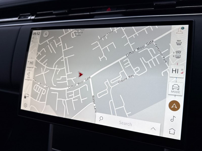  LAND ROVER RANGE ROVER 3.0 D300 SE 4dr Auto 4943592