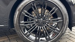 LAND ROVER RANGE ROVER 3.0 D300 SE 4dr Auto 4943590