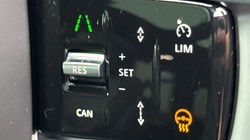 LAND ROVER RANGE ROVER 3.0 D300 SE 4dr Auto 4943609