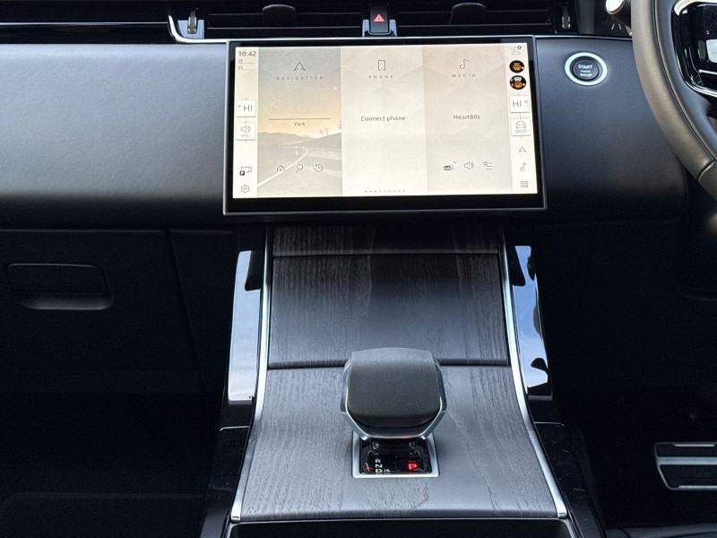  LAND ROVER RANGE ROVER EVOQUE 1.5 P270e Autobiography 5dr Auto [Revised] 4966724