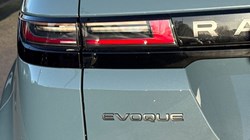LAND ROVER RANGE ROVER EVOQUE 2.0 D200 Dynamic SE 5dr Auto 4938458