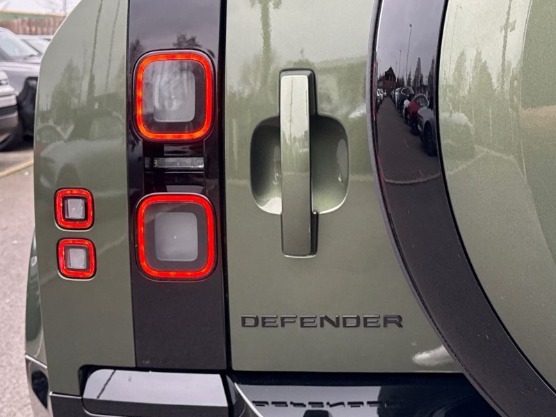  LAND ROVER DEFENDER 3.0 D350 X-Dynamic HSE 90 3dr Auto 4903284