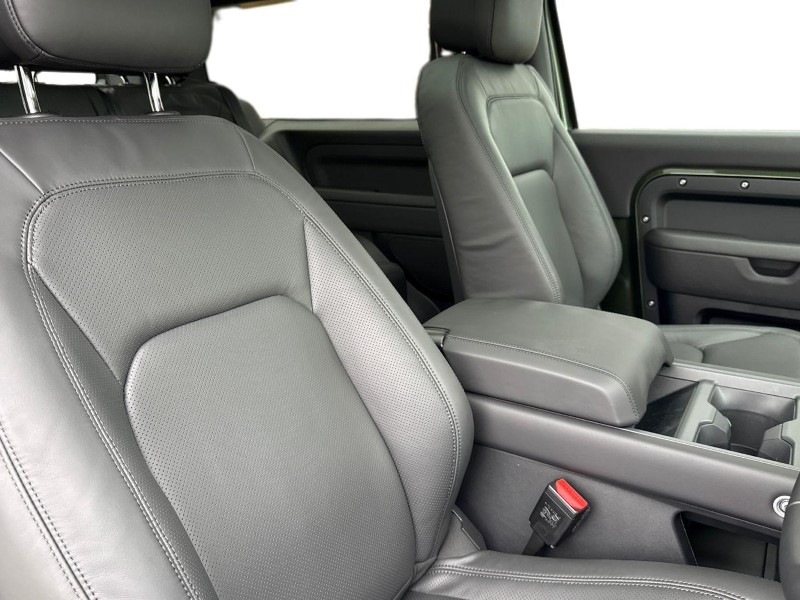  LAND ROVER DEFENDER 3.0 D350 X-Dynamic HSE 90 3dr Auto 4903271