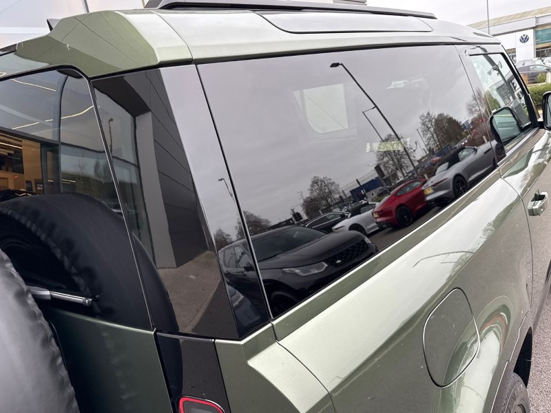  LAND ROVER DEFENDER 3.0 D350 X-Dynamic HSE 90 3dr Auto 4903288