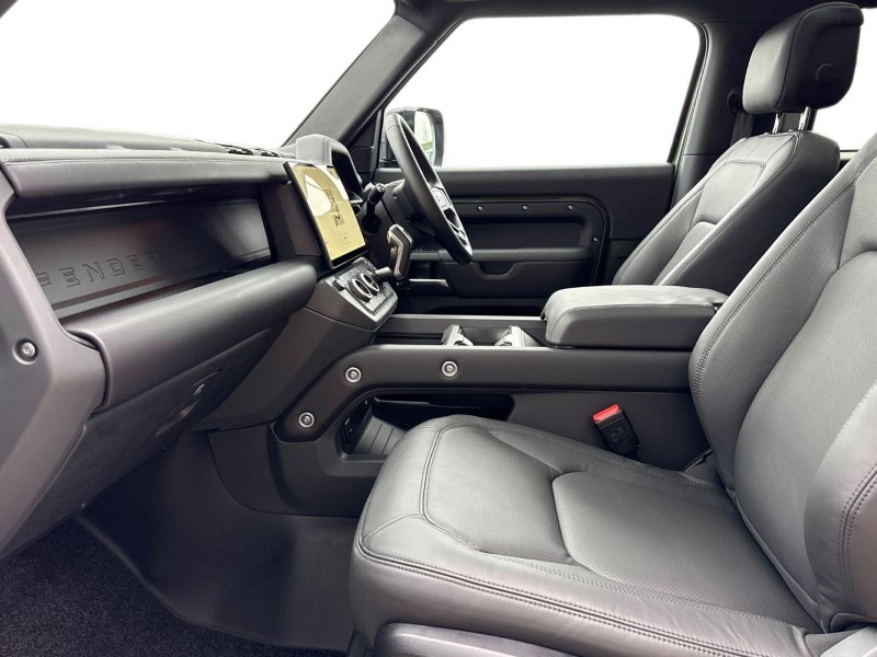  LAND ROVER DEFENDER 3.0 D350 X-Dynamic HSE 90 3dr Auto 4903248