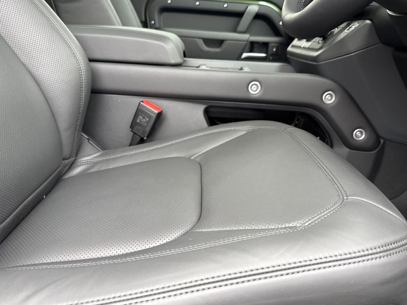  LAND ROVER DEFENDER 3.0 D350 X-Dynamic HSE 90 3dr Auto 4903270