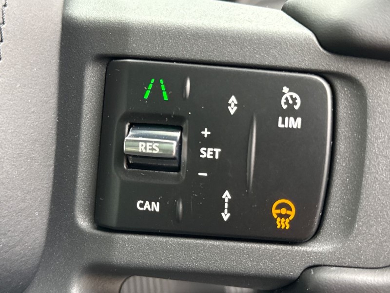  LAND ROVER DEFENDER 3.0 D350 X-Dynamic HSE 90 3dr Auto 4903273