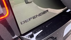 LAND ROVER DEFENDER 3.0 D350 X-Dynamic HSE 90 3dr Auto 4903283
