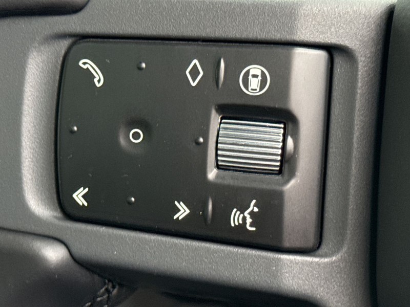  LAND ROVER DEFENDER 3.0 D350 X-Dynamic HSE 90 3dr Auto 4903272