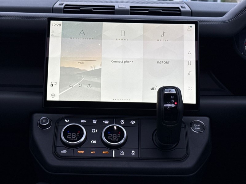  LAND ROVER DEFENDER 3.0 D350 X-Dynamic HSE 90 3dr Auto 4903259