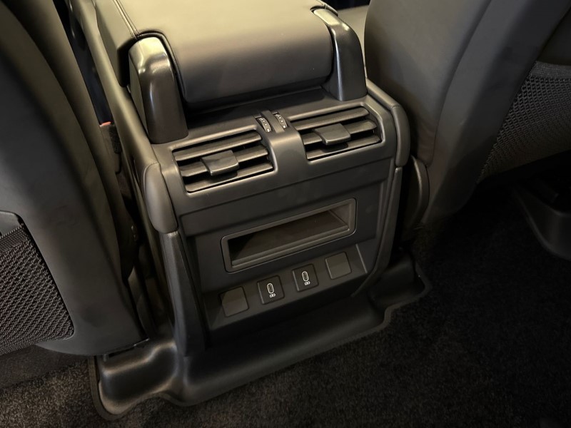  LAND ROVER DEFENDER 3.0 D350 X-Dynamic HSE 110 5dr Auto 4849611