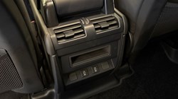 LAND ROVER DEFENDER 3.0 D350 X-Dynamic HSE 110 5dr Auto 4849611