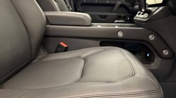 LAND ROVER DEFENDER 3.0 D350 X-Dynamic HSE 110 5dr Auto 4849618