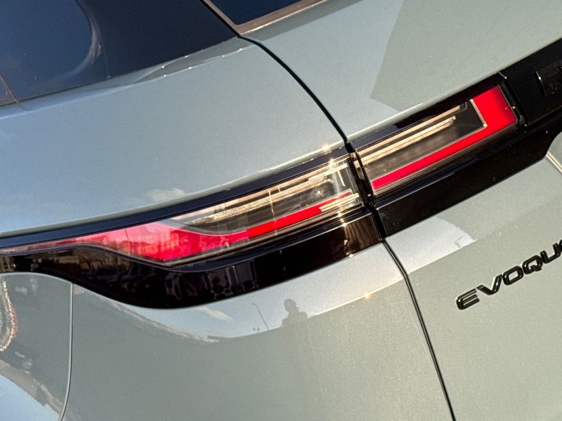  LAND ROVER RANGE ROVER EVOQUE 2.0 D200 Autobiography 5dr Auto [Revised] 4986532