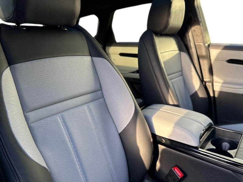  LAND ROVER RANGE ROVER EVOQUE 2.0 D200 Autobiography 5dr Auto [Revised] 4986519