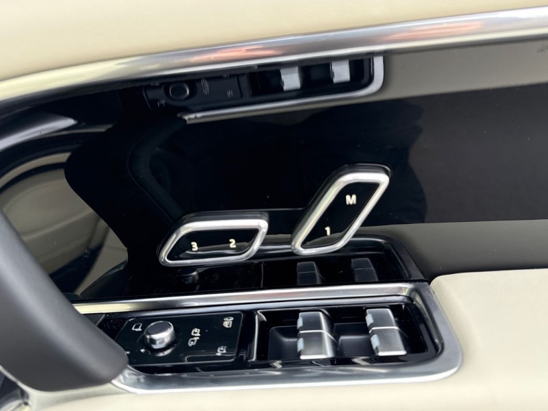  LAND ROVER RANGE ROVER 3.0 D350 Autobiography 4dr Auto 5039833