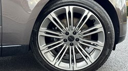 LAND ROVER RANGE ROVER 3.0 D350 Autobiography 4dr Auto 5039850