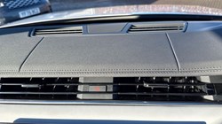 LAND ROVER RANGE ROVER SPORT 3.0 D300 Dynamic SE 5dr Auto 4938493