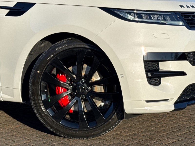  LAND ROVER RANGE ROVER SPORT 3.0 D300 Dynamic SE 5dr Auto 4938498