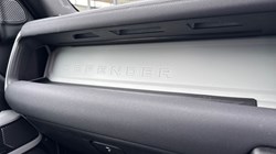 2022 (72) LAND ROVER DEFENDER 3.0 D250 X-Dynamic SE 90 3dr Auto 4638225