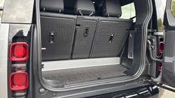 2022 (72) LAND ROVER DEFENDER 3.0 D250 X-Dynamic SE 90 3dr Auto 4638240