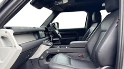2022 (72) LAND ROVER DEFENDER 3.0 D250 X-Dynamic SE 90 3dr Auto 4638201
