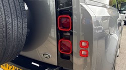 2022 (72) LAND ROVER DEFENDER 3.0 D250 X-Dynamic SE 90 3dr Auto 4638248