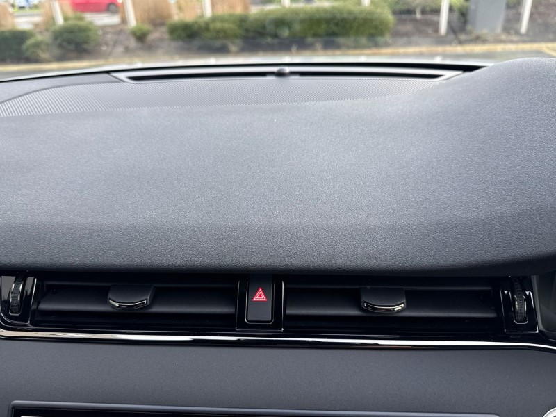  LAND ROVER RANGE ROVER EVOQUE 2.0 D200 Dynamic SE 5dr Auto 5040173