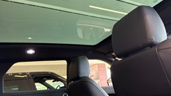LAND ROVER RANGE ROVER EVOQUE 1.5 P270e Dynamic SE 5dr Auto 5360623