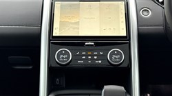 LAND ROVER DISCOVERY 3.0 D350 Gemini 5dr Auto 4770169