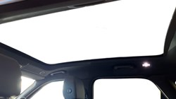 LAND ROVER RANGE ROVER VELAR 2.0 D200 MHEV Dynamic SE 5dr Auto 4806876