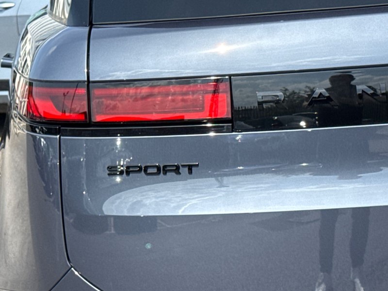  LAND ROVER RANGE ROVER SPORT 3.0 D300 Dynamic SE 5dr Auto 5436903