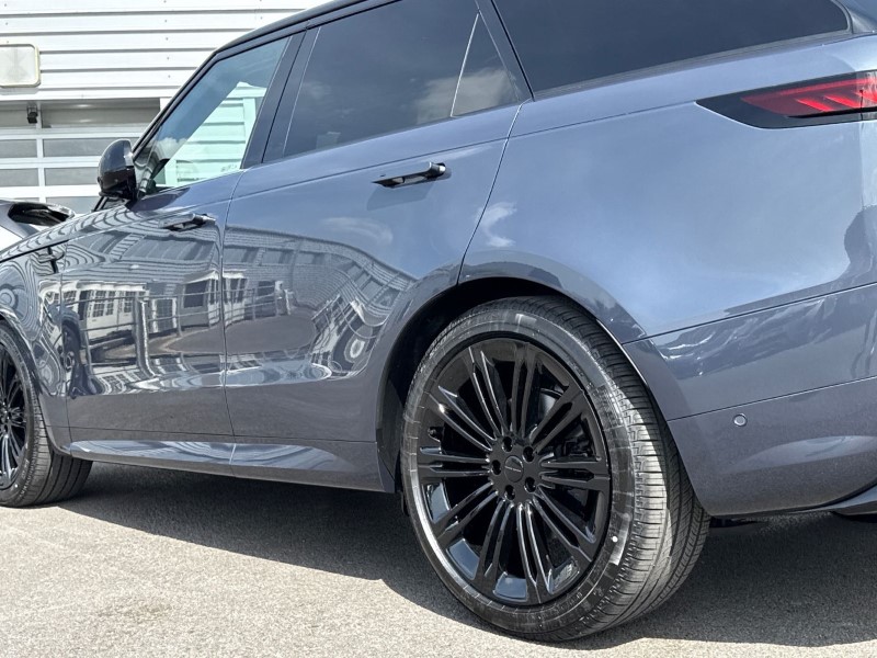 LAND ROVER RANGE ROVER SPORT 3.0 D300 Dynamic SE 5dr Auto 5436924