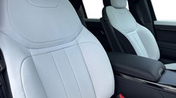 LAND ROVER RANGE ROVER SPORT 3.0 D300 Dynamic SE 5dr Auto 5557748