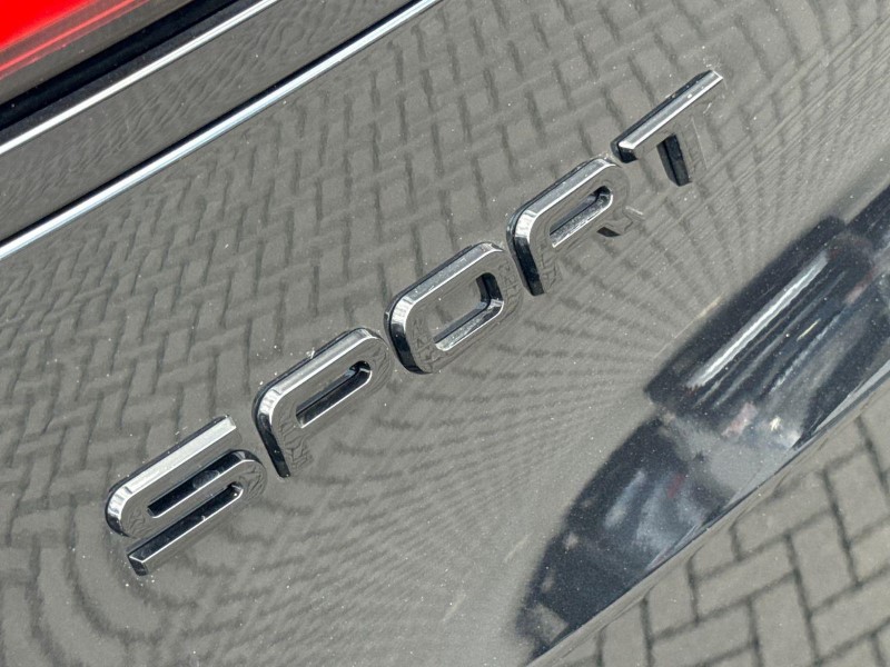  LAND ROVER RANGE ROVER SPORT 3.0 D300 Dynamic SE 5dr Auto 5557760