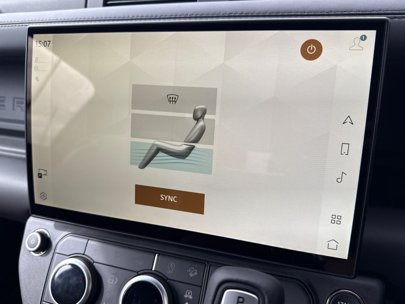  LAND ROVER DEFENDER 3.0 D250 X-Dynamic HSE 90 3dr Auto 5295246