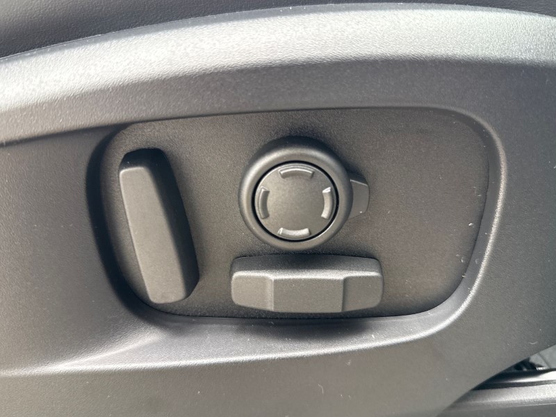  LAND ROVER DEFENDER 3.0 D250 X-Dynamic HSE 90 3dr Auto 5295240