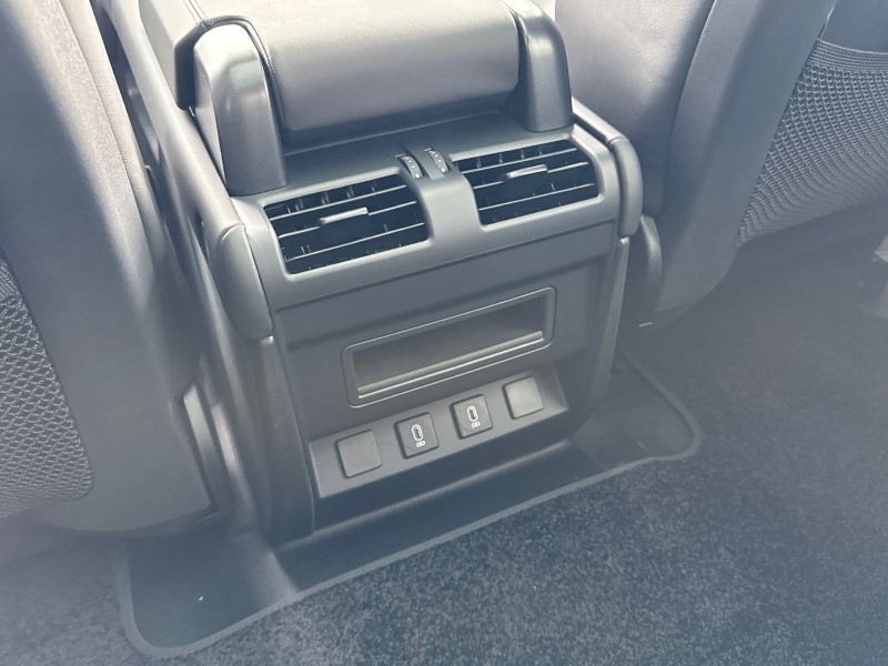  LAND ROVER DEFENDER 3.0 D250 X-Dynamic HSE 90 3dr Auto 5295234