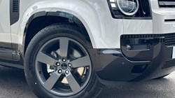 LAND ROVER DEFENDER 3.0 D250 X-Dynamic HSE 90 3dr Auto 5295250