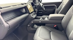 LAND ROVER DEFENDER 3.0 D250 X-Dynamic HSE 90 3dr Auto 5295219
