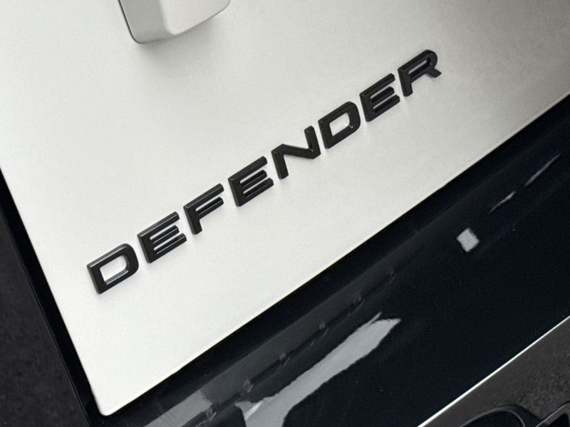  LAND ROVER DEFENDER 3.0 D250 X-Dynamic HSE 90 3dr Auto 5295254