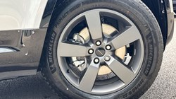 LAND ROVER DEFENDER 3.0 D250 X-Dynamic HSE 90 3dr Auto 5295257