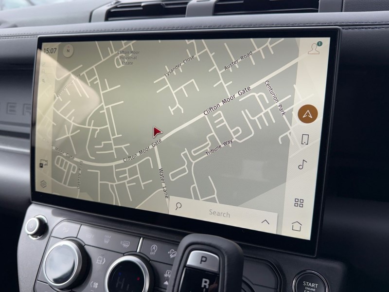  LAND ROVER DEFENDER 3.0 D250 X-Dynamic HSE 90 3dr Auto 5295227