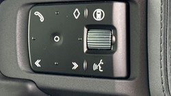 LAND ROVER DEFENDER 3.0 D250 X-Dynamic HSE 90 3dr Auto 5295243