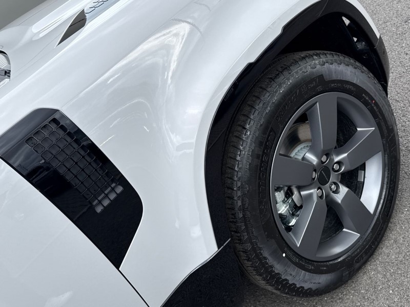  LAND ROVER DEFENDER 3.0 D250 X-Dynamic HSE 90 3dr Auto 5295236