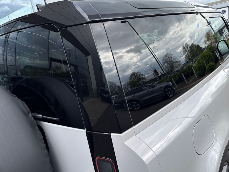  LAND ROVER DEFENDER 3.0 D250 X-Dynamic HSE 90 3dr Auto 5295259