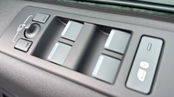 LAND ROVER DISCOVERY 3.0 D350 S 5dr Auto 5040513