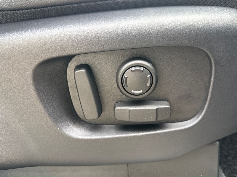  LAND ROVER DISCOVERY 3.0 D350 S 5dr Auto 5040514