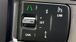 LAND ROVER DISCOVERY 3.0 D350 S 5dr Auto 5040518